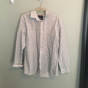 CHARLES TYRWHITT MENS BUTTON DOWN. SIZE LARGE